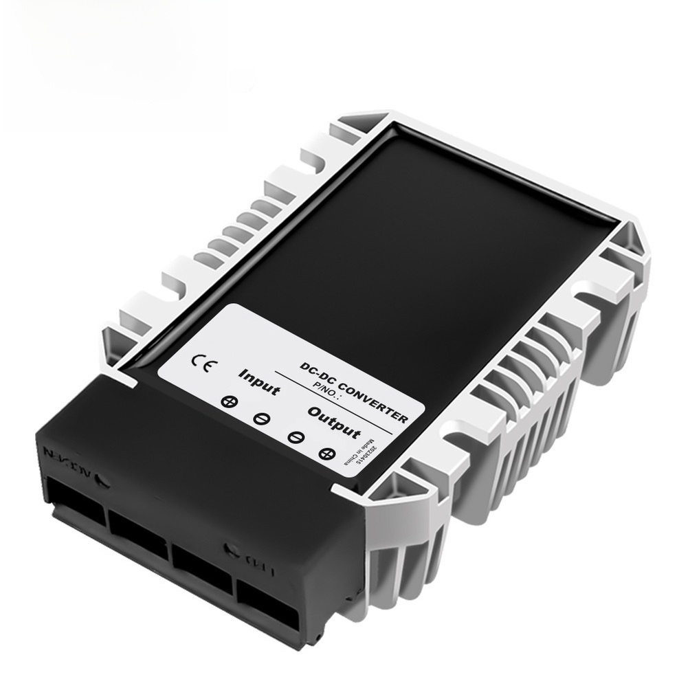 Renewable Energy Industry - Convertidor CC-CC de 48V a 13.8V
